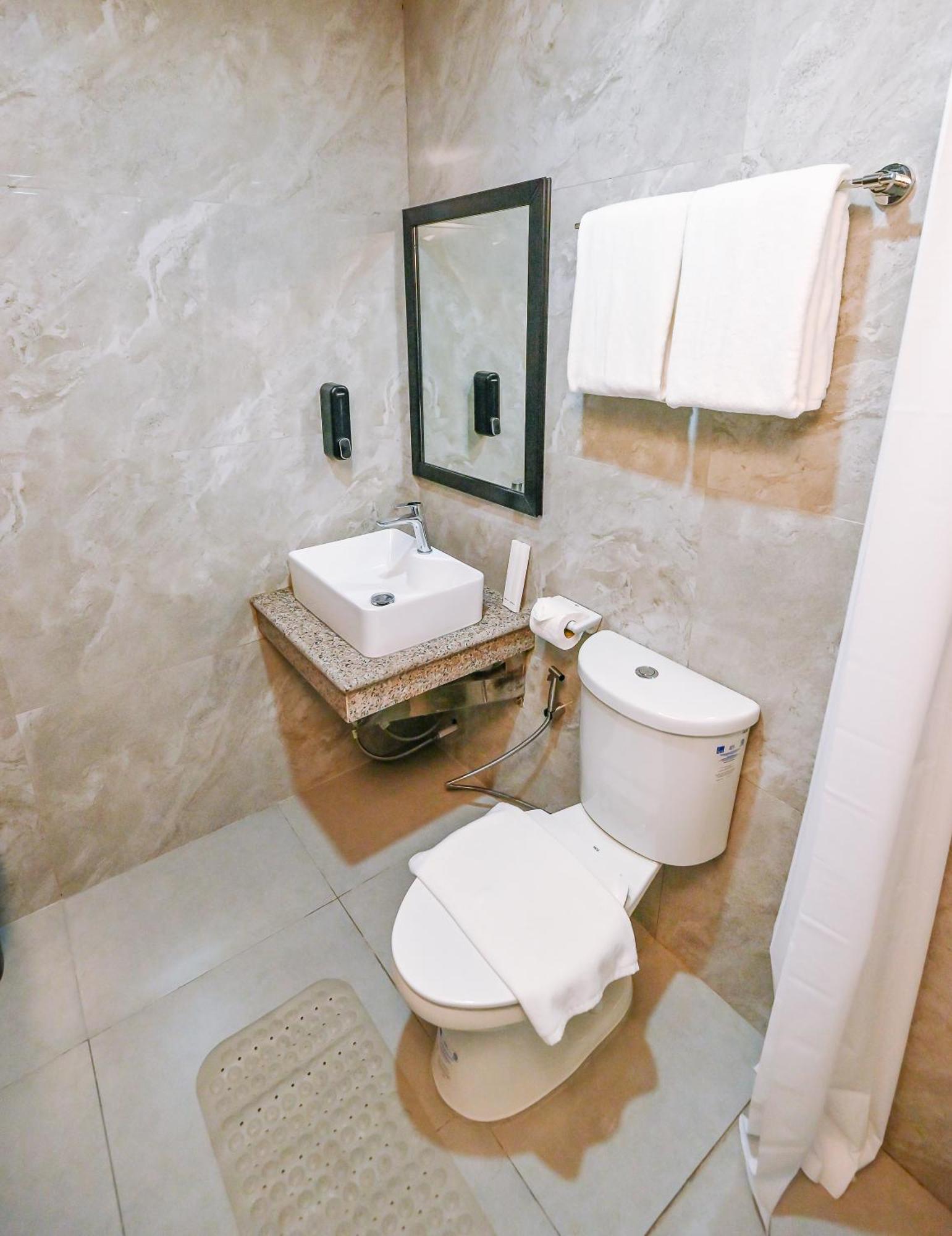Monaco Hotel Taytay  Εξωτερικό φωτογραφία