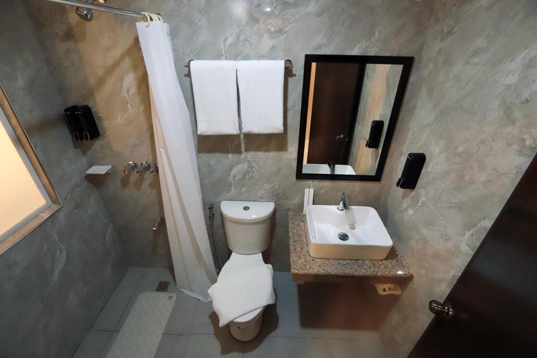 Monaco Hotel Taytay  Εξωτερικό φωτογραφία